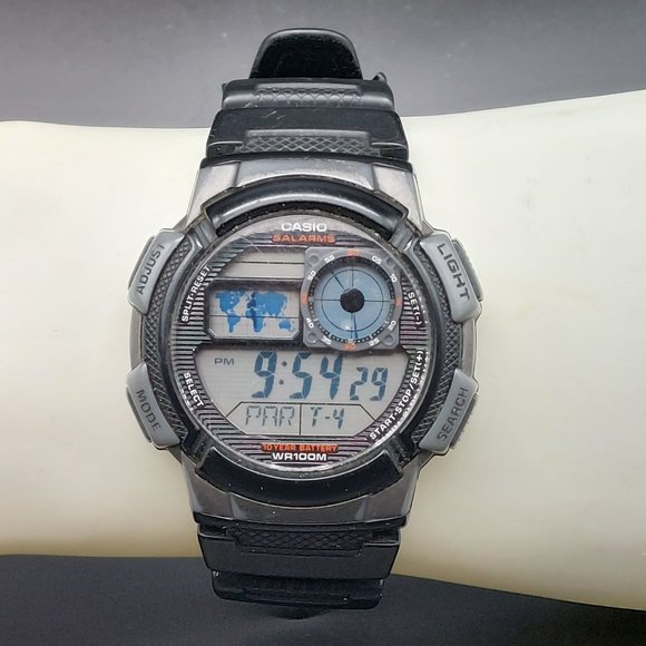 Men's Casio 3198 AE-1000W Illuminator Digital Watch World Time 5 Alarms Quartz B - Picture 1 of 4